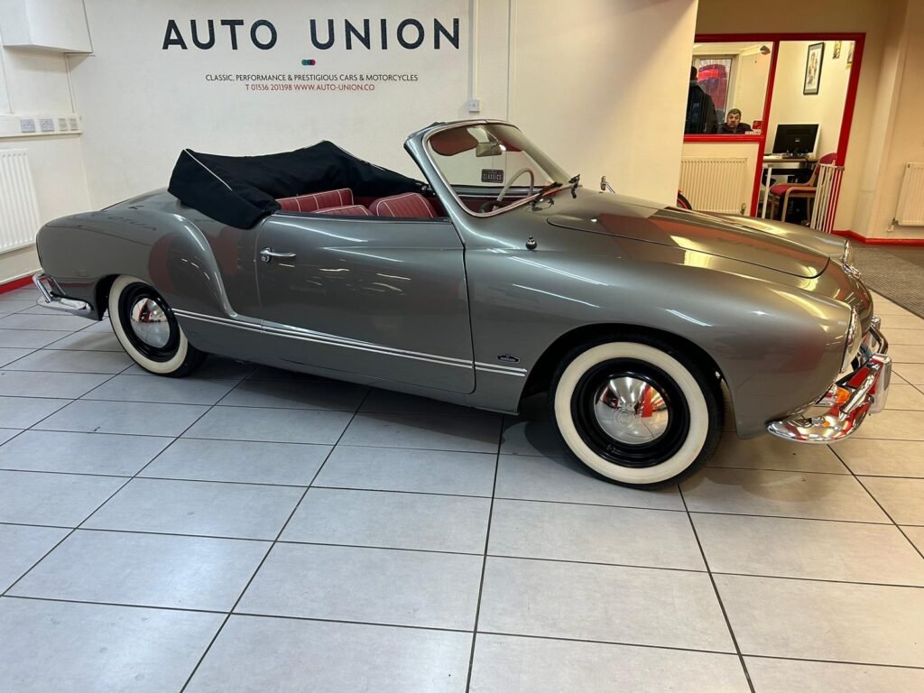 VOLKSWAGEN KARMANN GHIA CONVERTIBLE