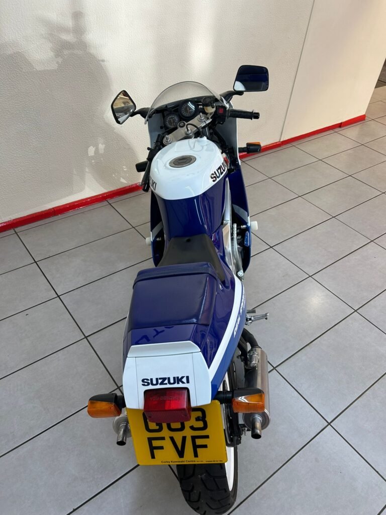 SUZUKI RGV250 VJ21