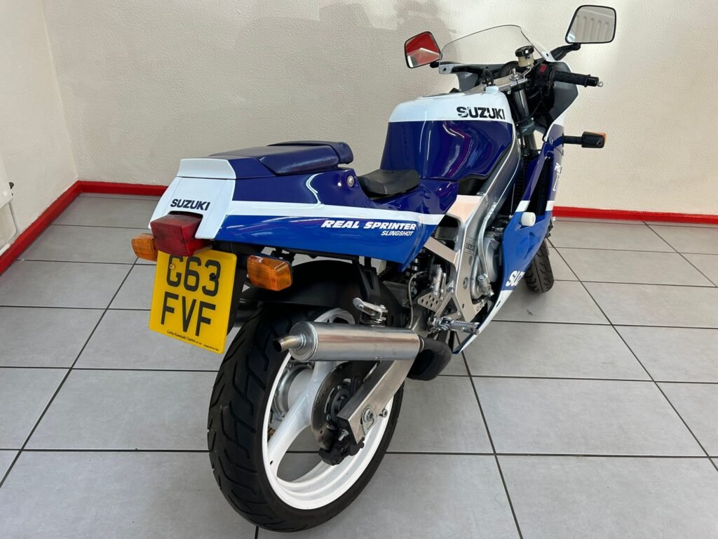 SUZUKI RGV250 VJ21