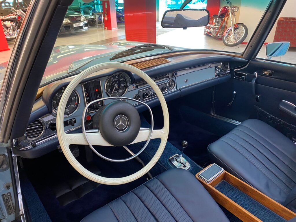 MERCEDES SL280 PAGODA