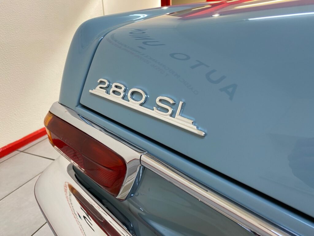 MERCEDES SL280 PAGODA