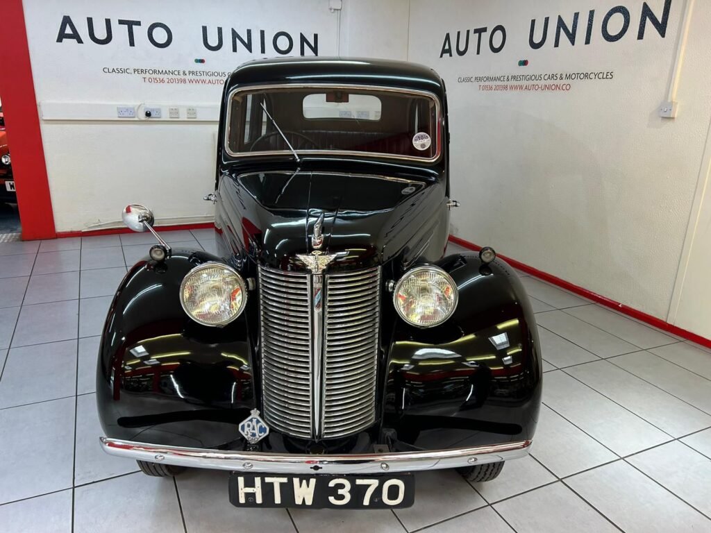 AUSTIN 8