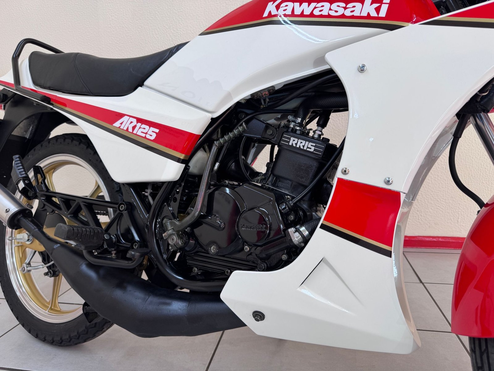 KAWASAKI AR125-A5 - additional view