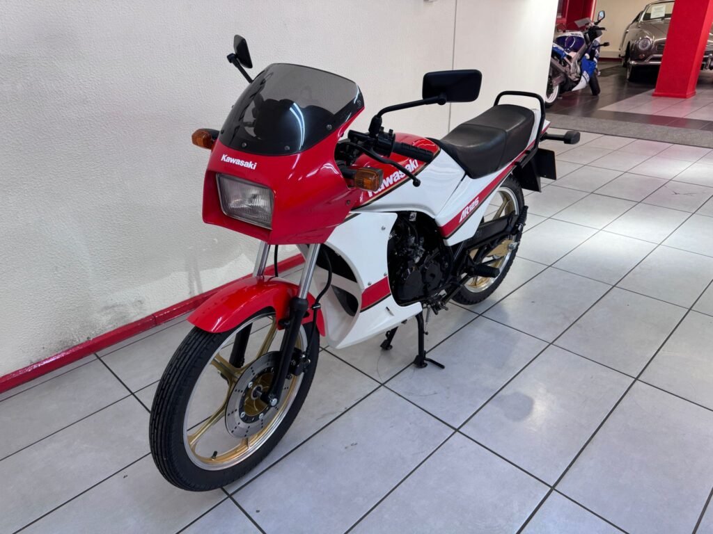 KAWASAKI AR125-A5