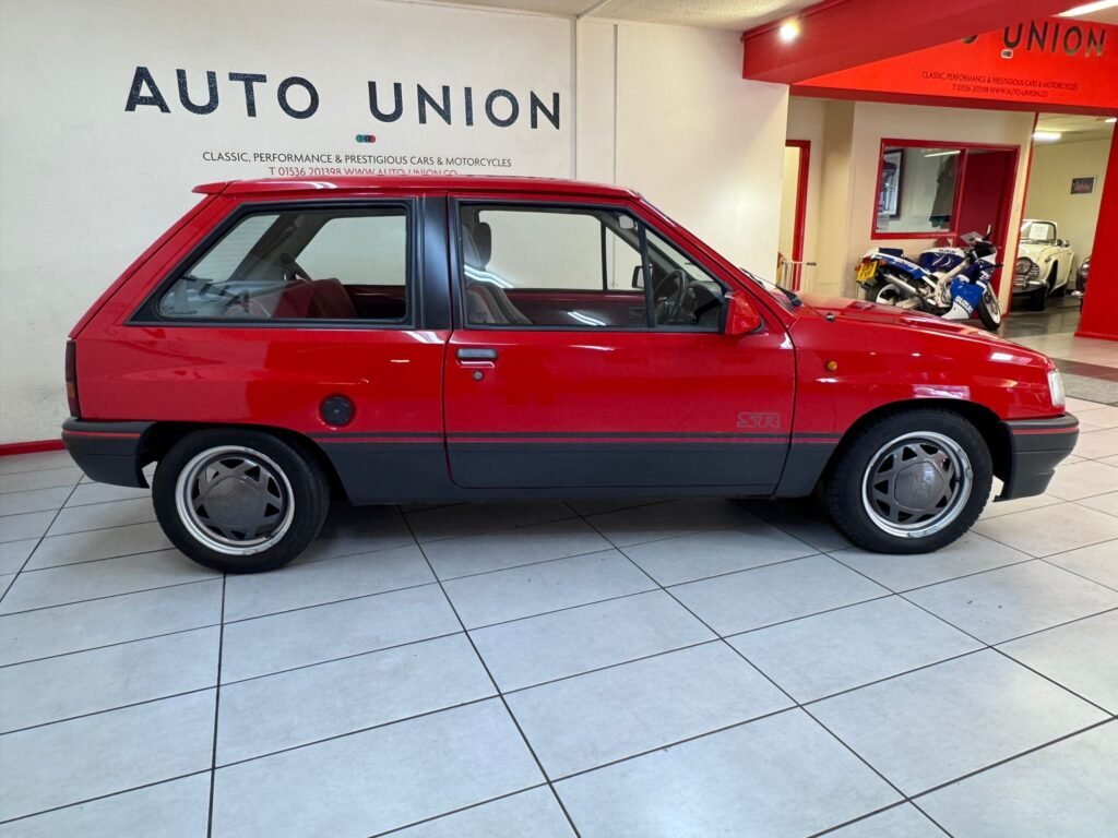 VAUXHALL NOVA 1.4SR