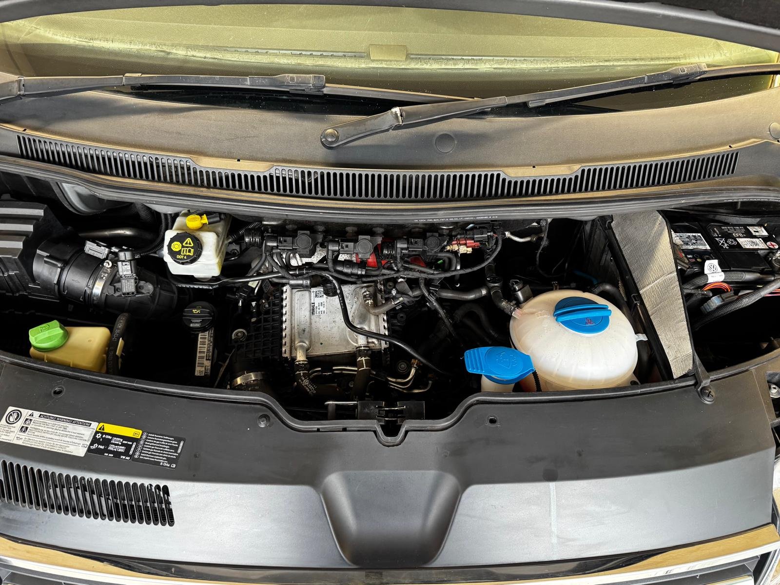 VOLKSWAGEN TRANSPORTER T6 KOMBI HIGHLINE LWB - additional view