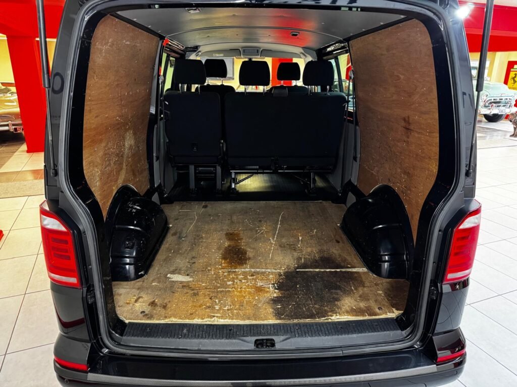 VOLKSWAGEN TRANSPORTER T6 KOMBI HIGHLINE LWB