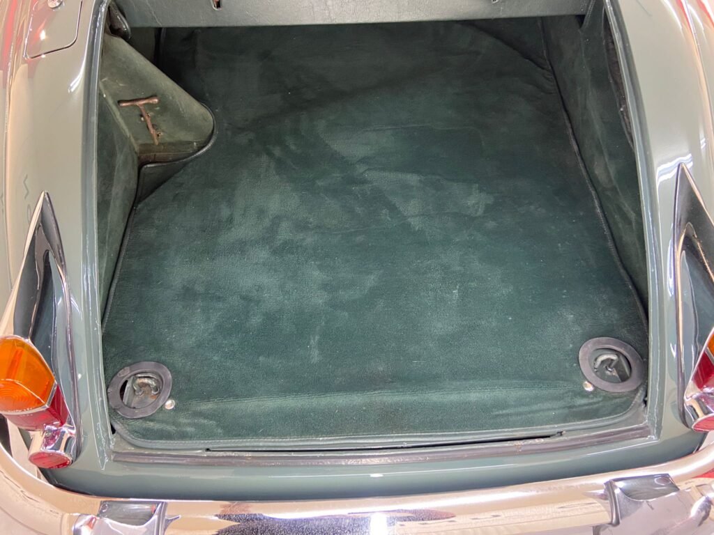 JAGUAR XK150 SE FIXED HEAD COUPE