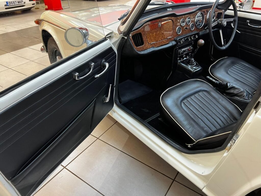 TRIUMPH TR4A CONVERTIBLE