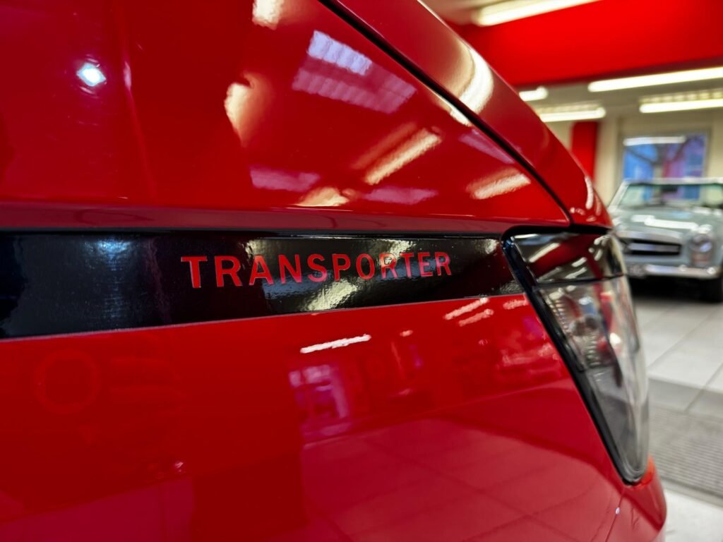 VOLKSWAGEN TRANSPORTER T6 4MOTION LWB T32 KOMBI HIGHLINE DSG AUTOMATIC.