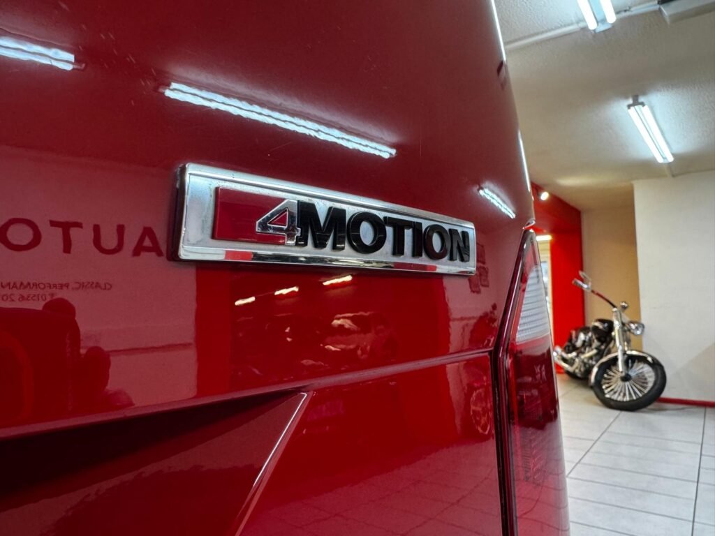 VOLKSWAGEN TRANSPORTER T6 4MOTION LWB T32 KOMBI HIGHLINE DSG AUTOMATIC.