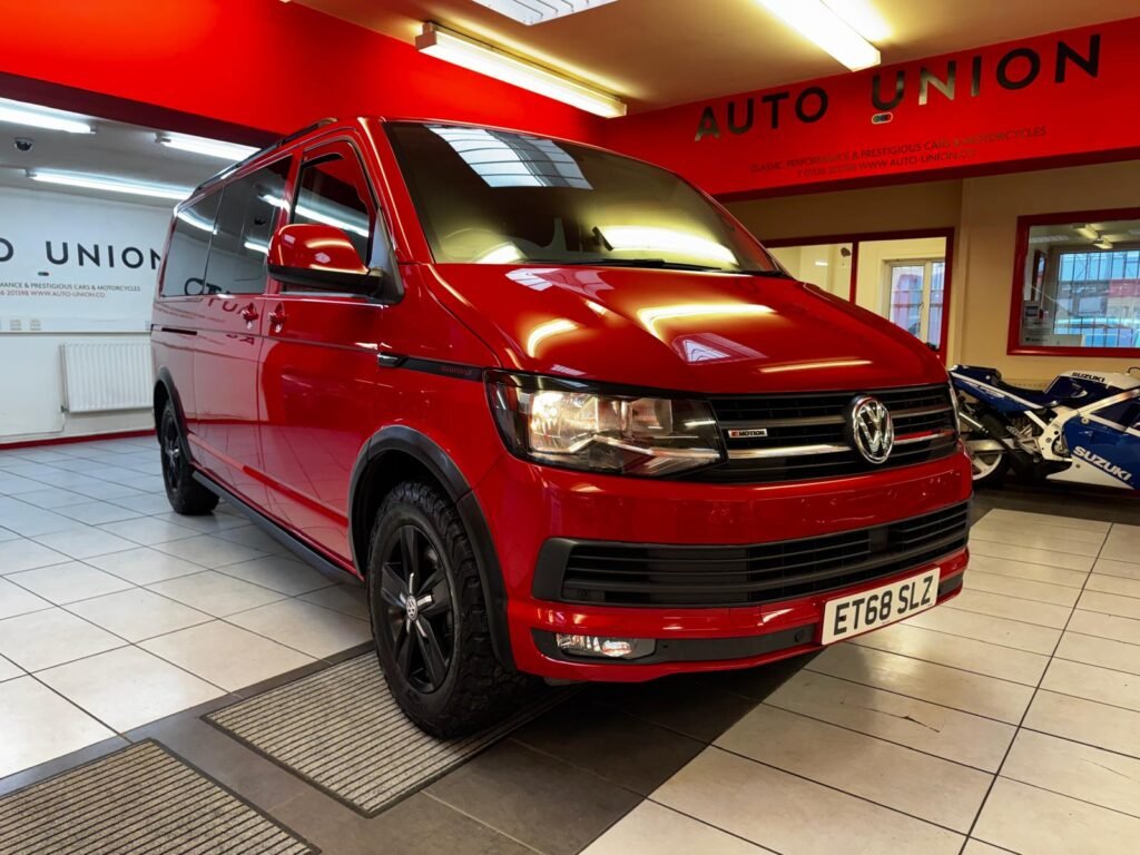 VOLKSWAGEN TRANSPORTER T6 4MOTION LWB T32 KOMBI HIGHLINE DSG AUTOMATIC.