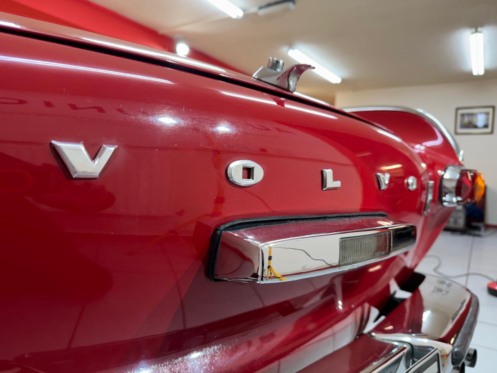 VOLVO P1800S ( Family Owned For Over 50 Yrs! ) - additional view