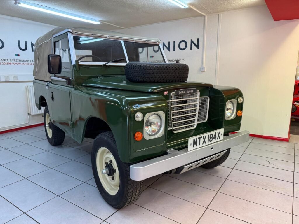 1982 Land Rover Series III MTX184X