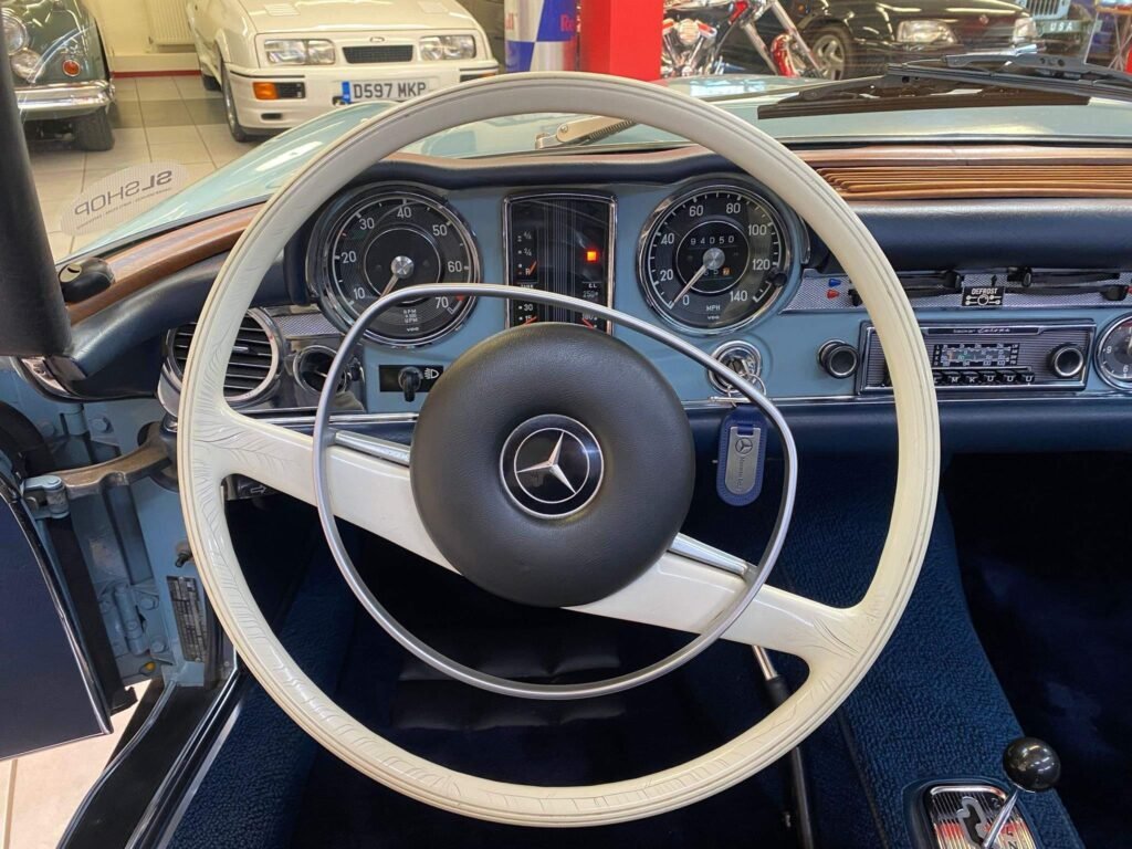 1969 Mercedes-Benz 280 SL PFJ303G