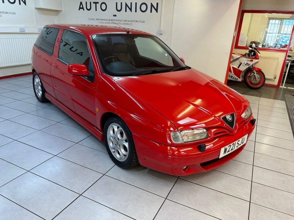 2000 Alfa Romeo 145 W221SJU