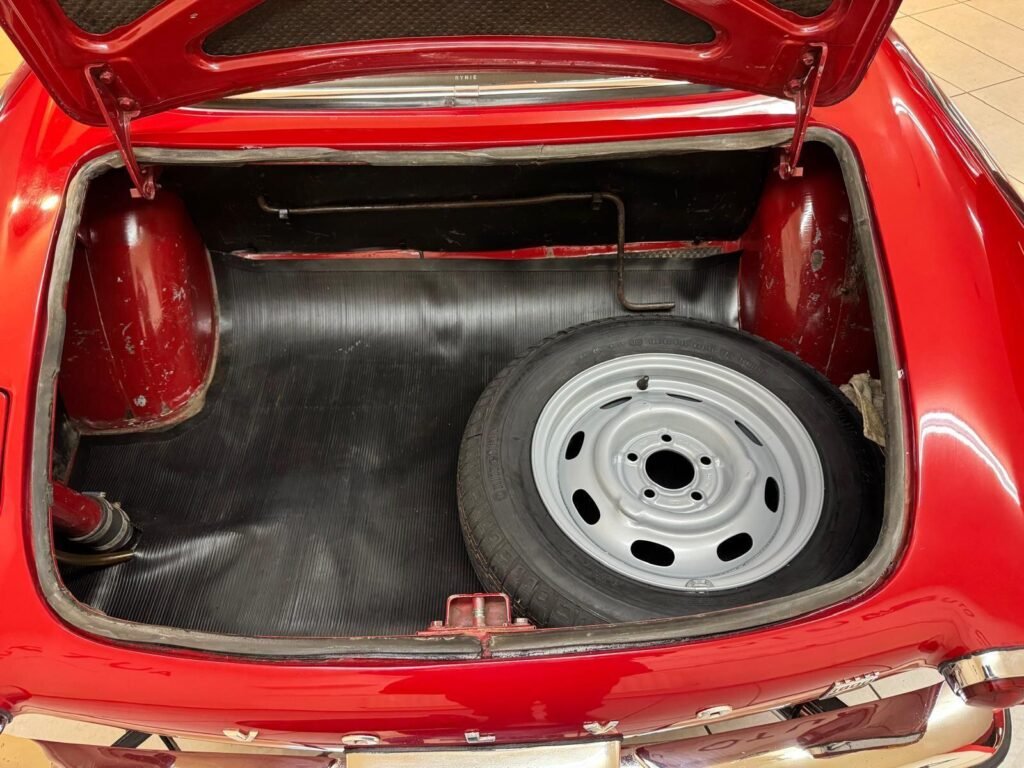 1967 Volvo P1800 PHR629F