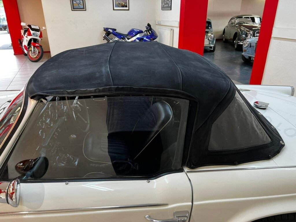 1966 Triumph TR4 HNB103D