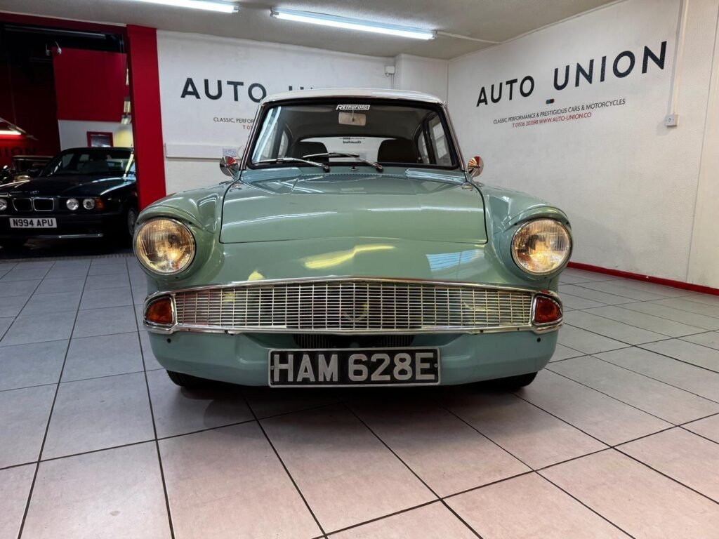 1967 Ford Anglia HAM628E