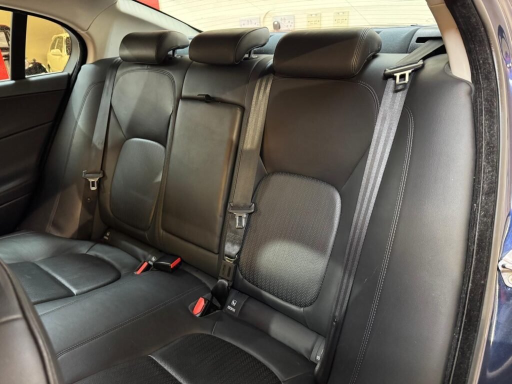 2016 Jaguar XE OV16VDG