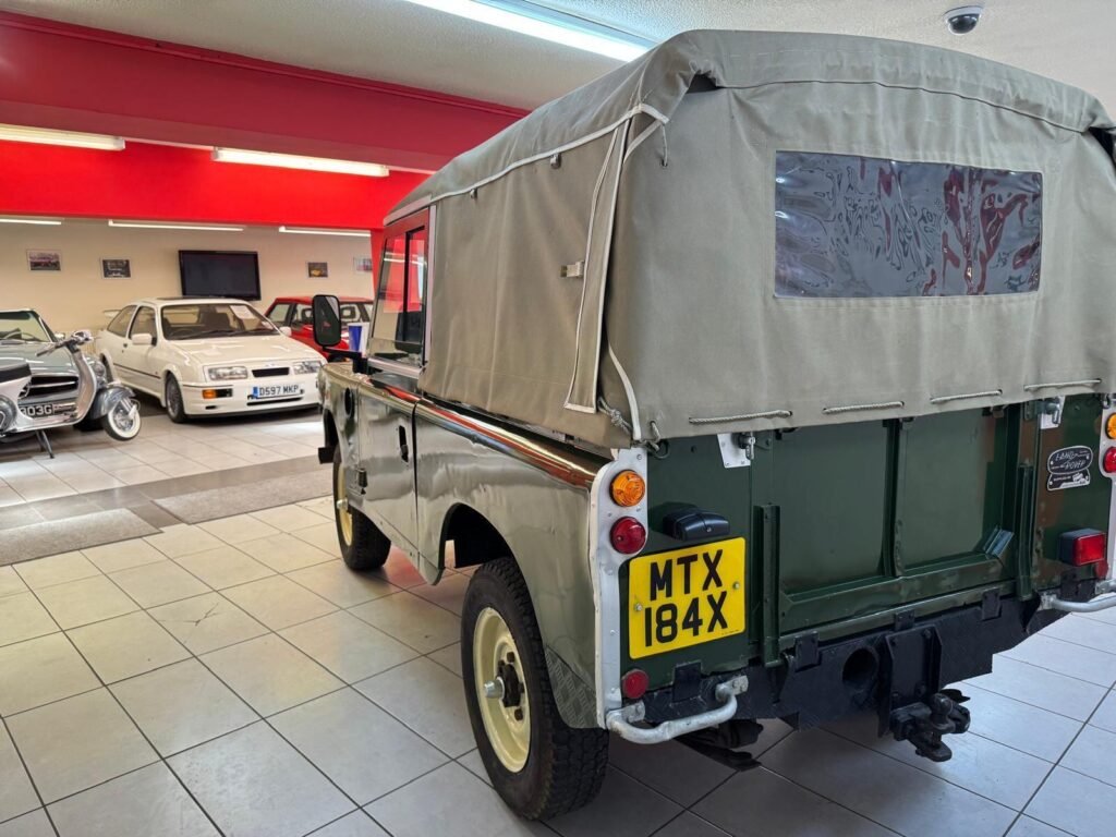 1982 Land Rover Series III MTX184X