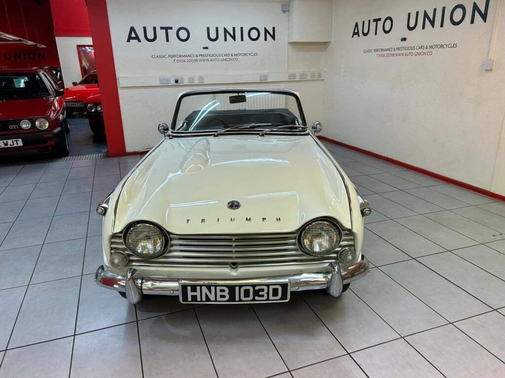 1966 Triumph TR4 HNB103D