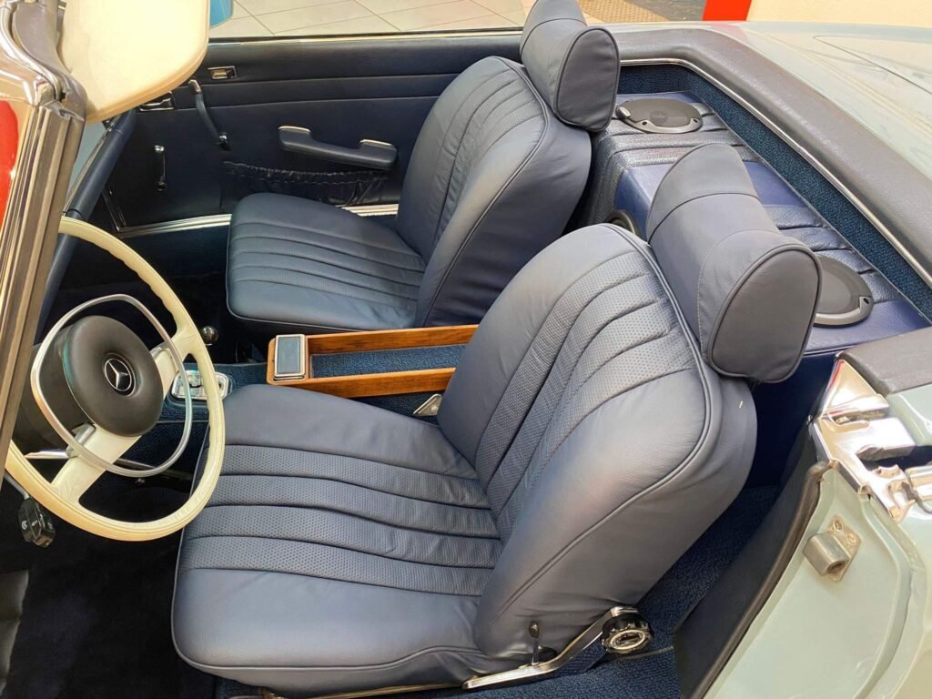 1969 Mercedes-Benz 280 SL PFJ303G