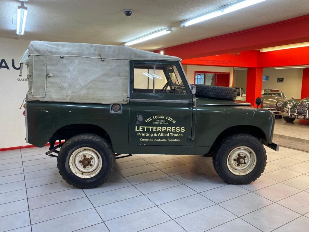 1967 Land Rover Series II KUD866E