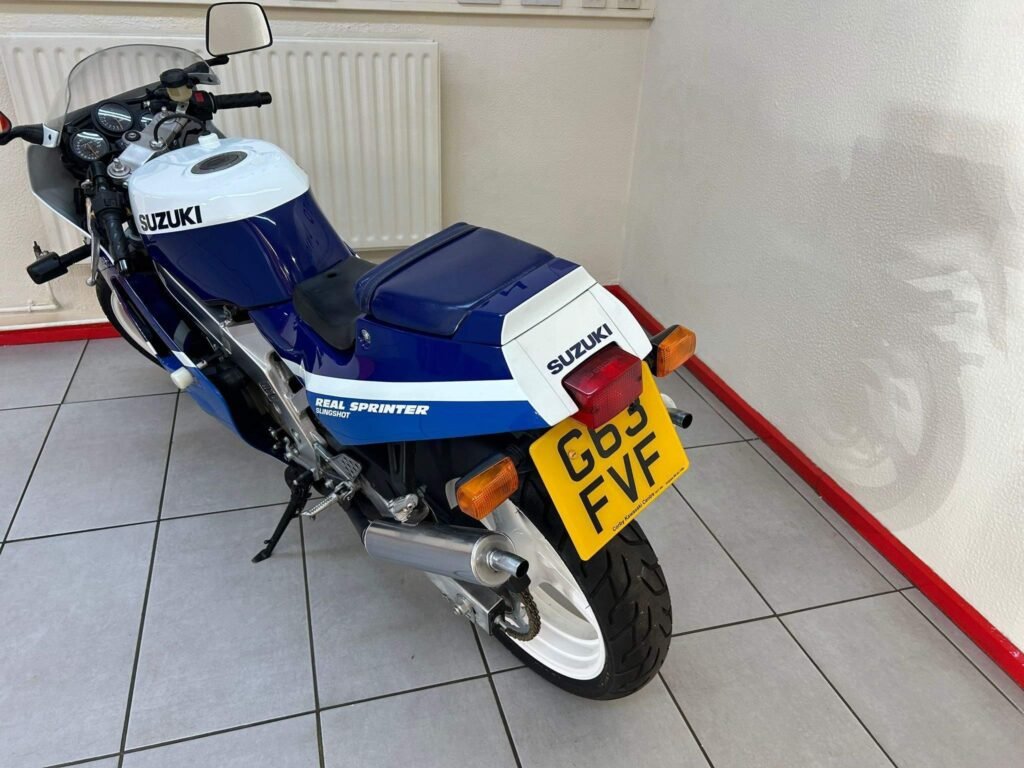 1989 Suzuki RGV250 G63FVF