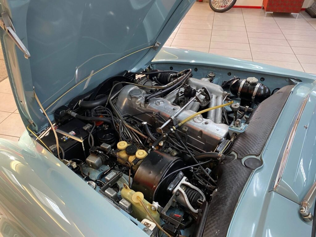 1969 Mercedes-Benz 280 SL PFJ303G