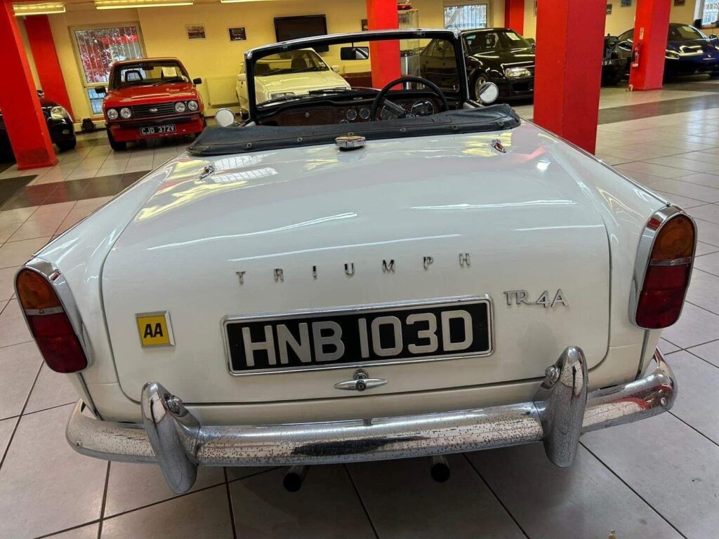 1966 Triumph TR4 HNB103D