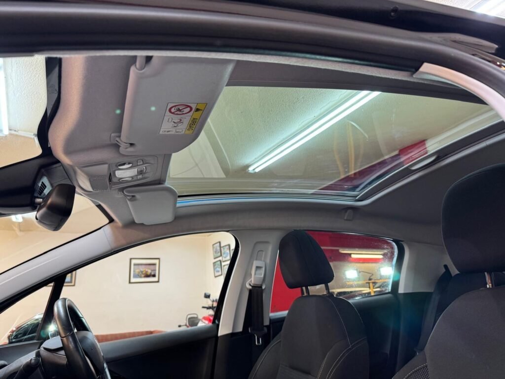 2019 Peugeot 208 KY19DKR