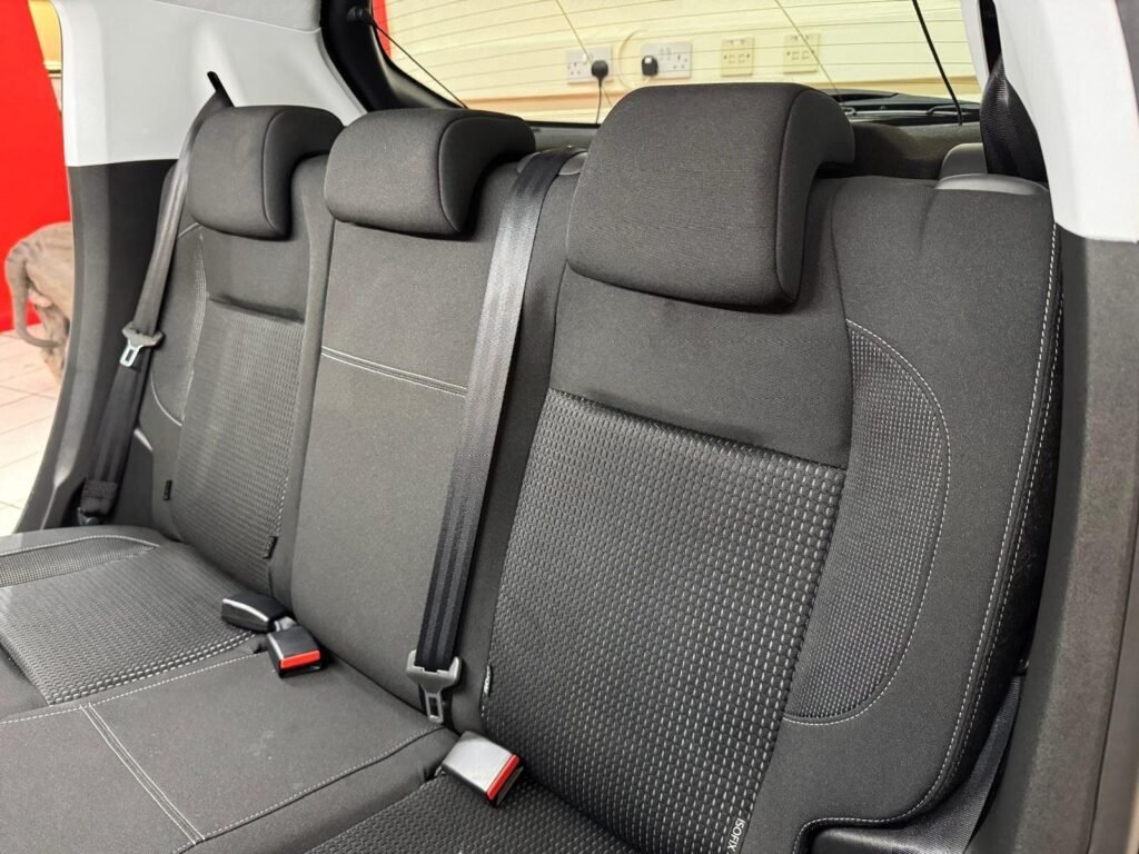 2019 Peugeot 208 KY19DKR