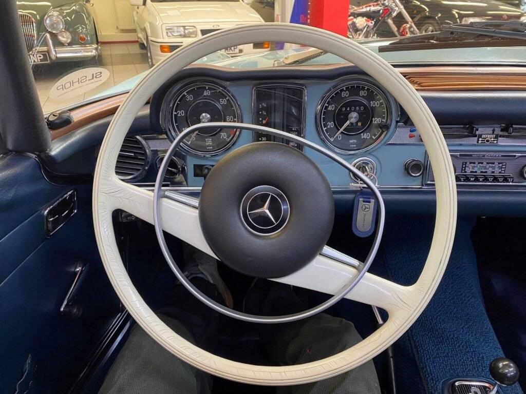 1969 Mercedes-Benz 280 SL PFJ303G