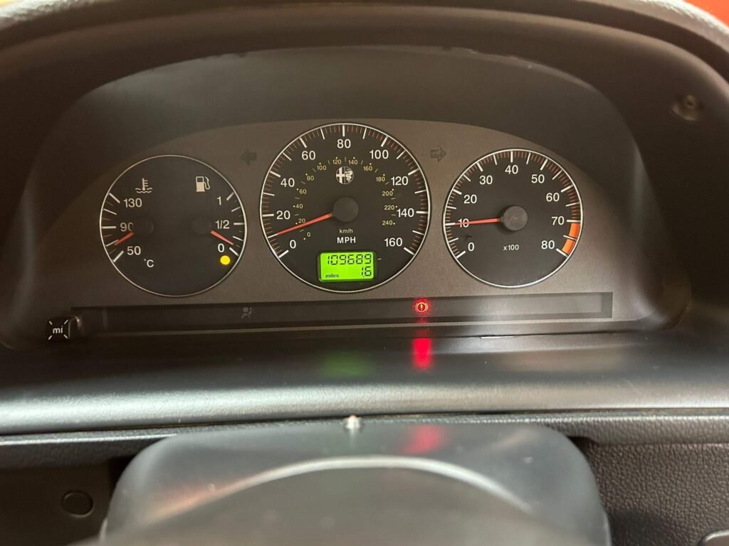 2000 Alfa Romeo 145 W221SJU