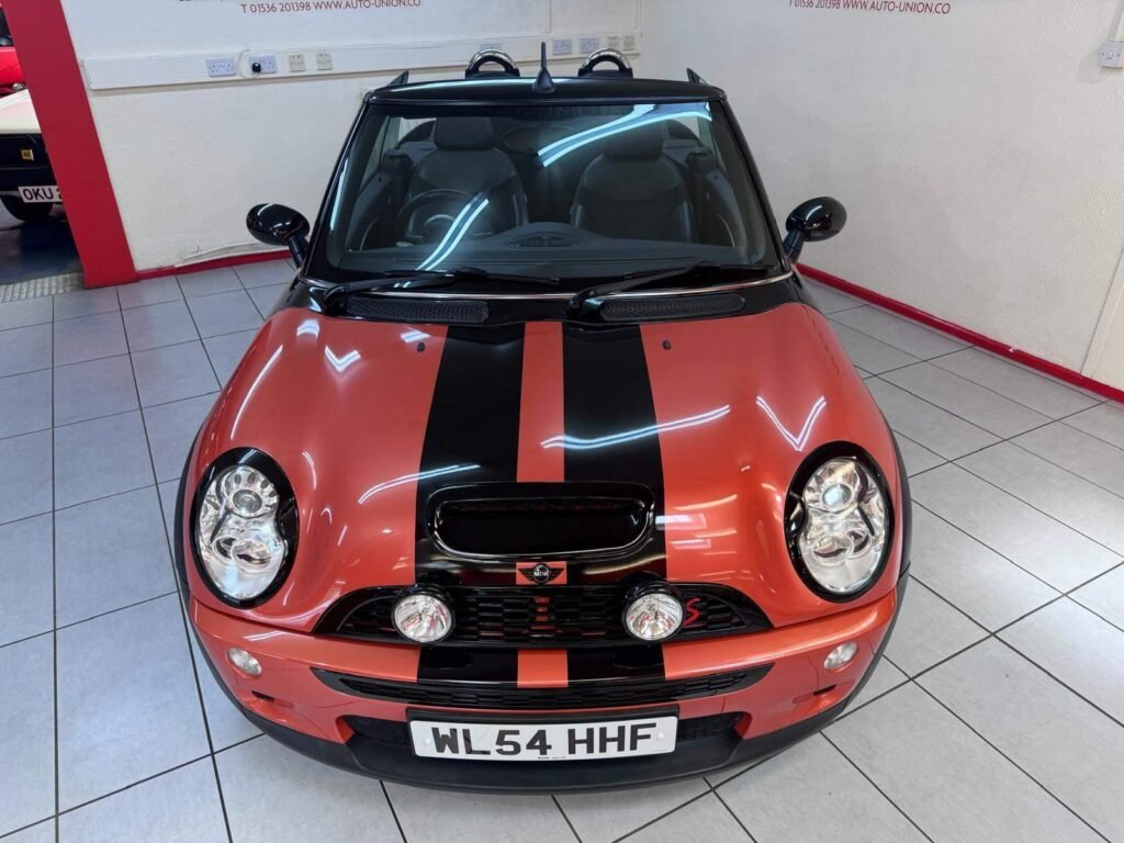 2004 MINI Convertible WL54HHF