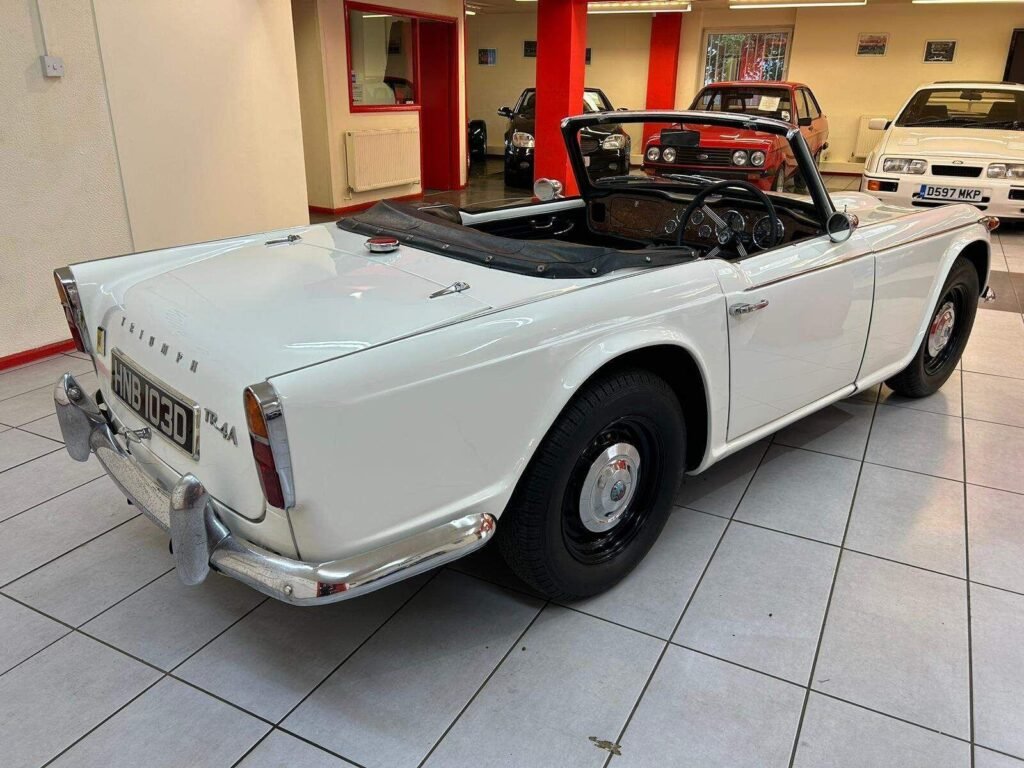 1966 Triumph TR4 HNB103D