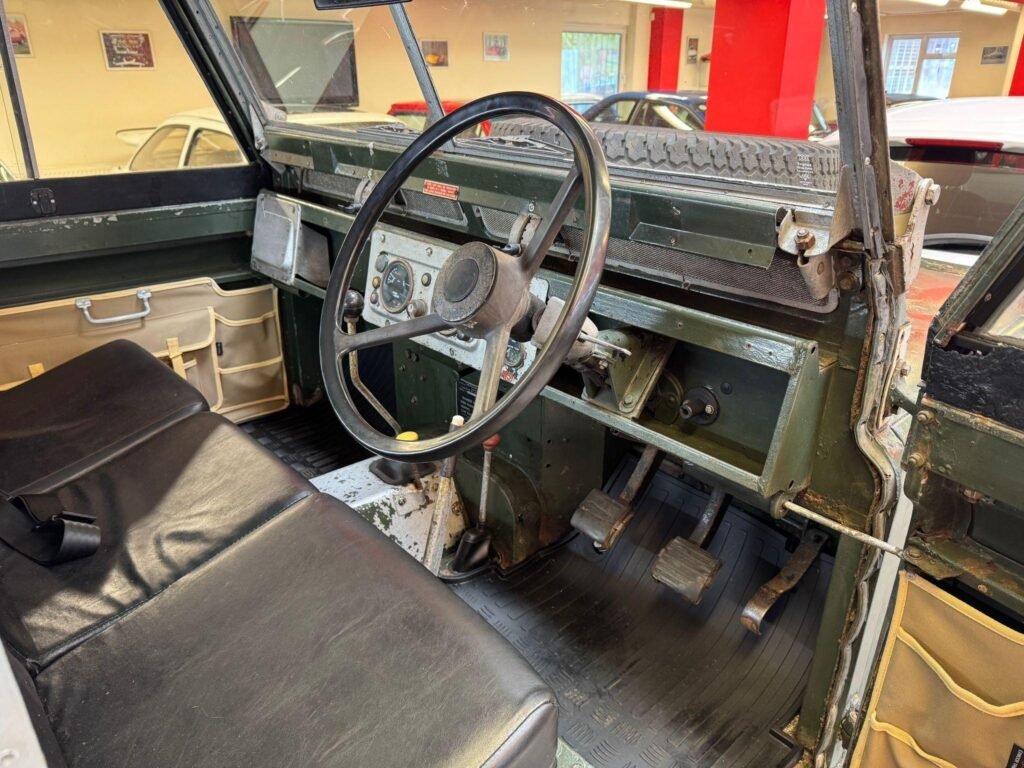 1967 Land Rover Series II KUD866E