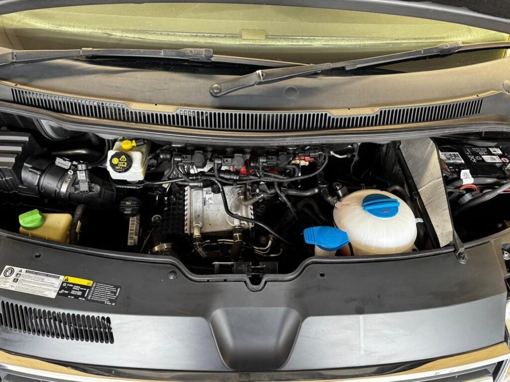 2017 Volkswagen Transporter DY67UCA