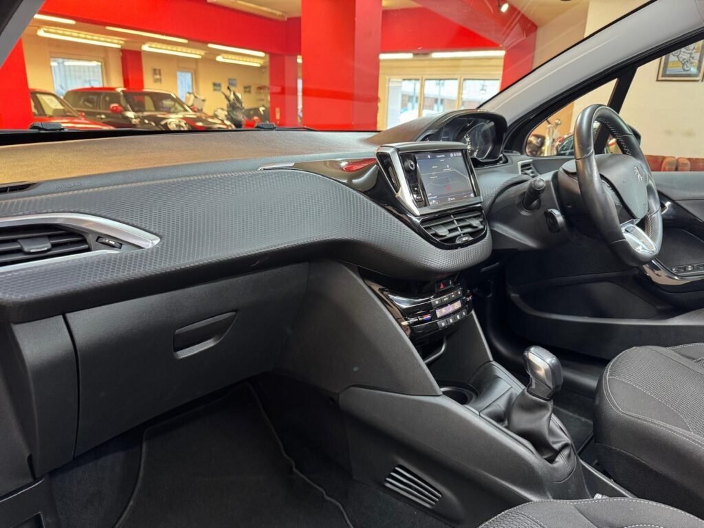 2019 Peugeot 208 KY19DKR