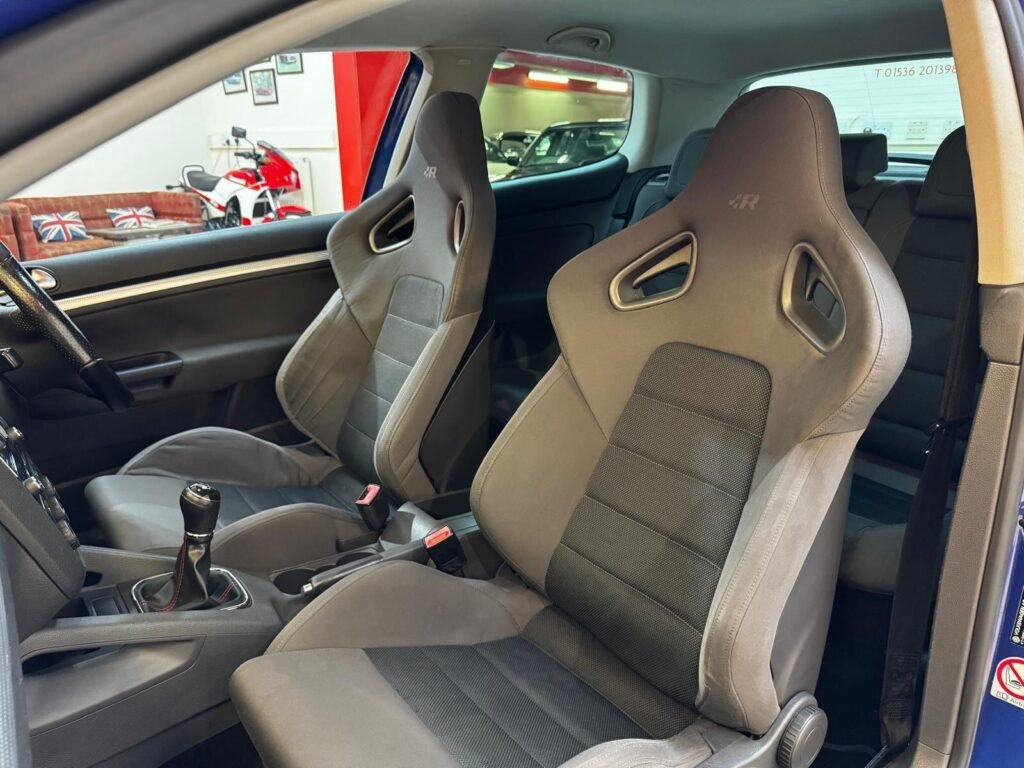 2006 Volkswagen Golf SV06HLX