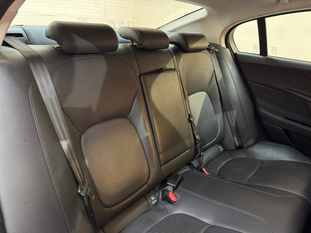 2016 Jaguar XE OV16VDG